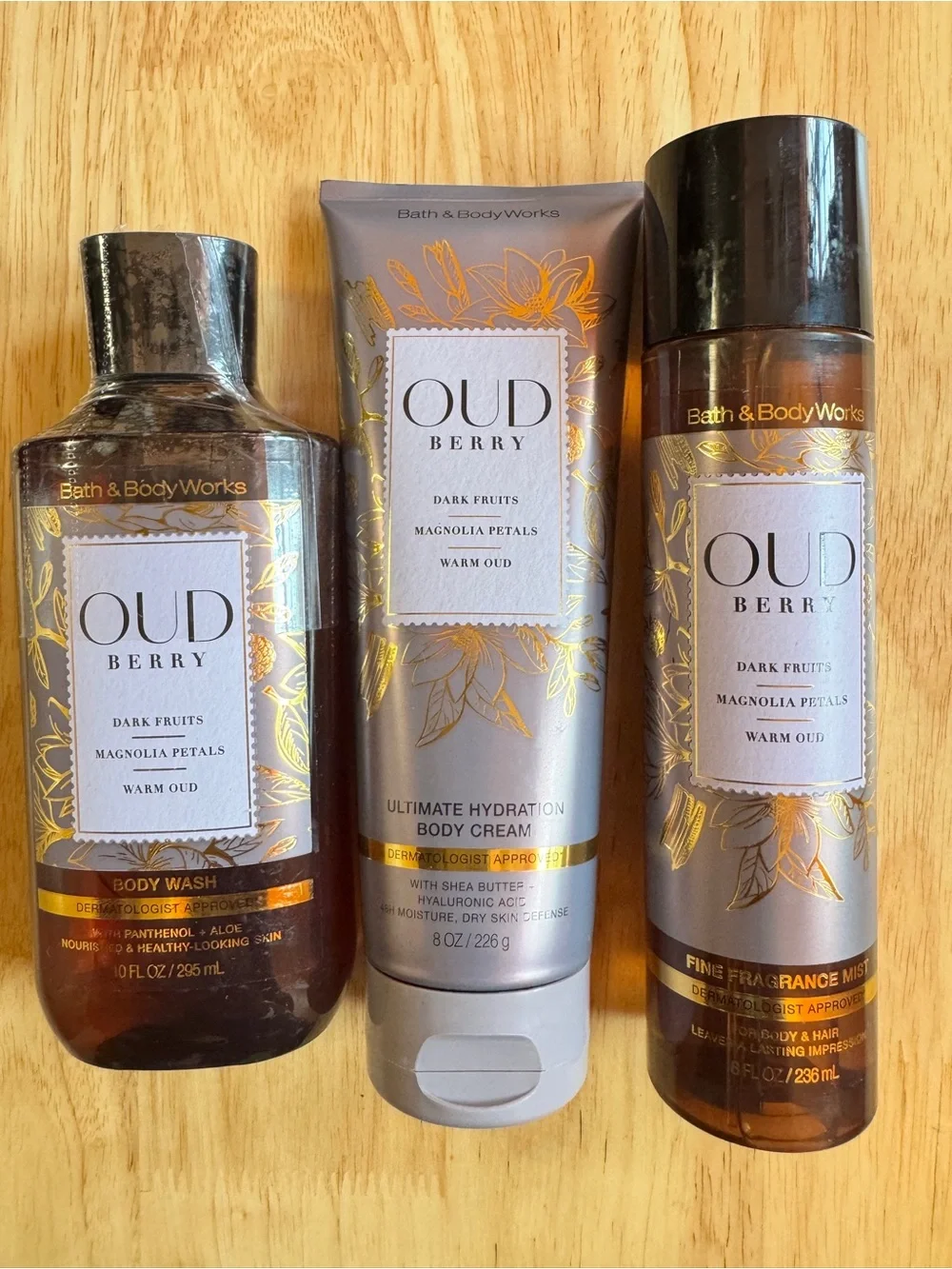 Bath & Body Works Oud Berry Ultimate Hydration Body Cream - Taupe